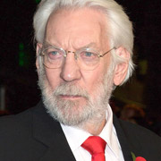 Height of Donald Sutherland