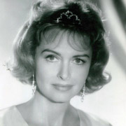Height of Donna Reed