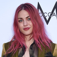 Height of Frances Bean Cobain