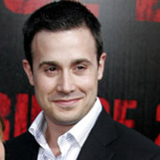 Height of Freddie Prinze Jr