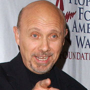 Height of Hector Elizondo