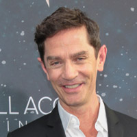 Height of James Frain