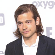 Height of Jason Ralph