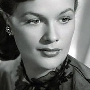 Height of Jean Hagen