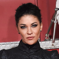 Height of Jessica Szohr