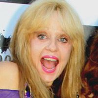 Height of Linnea Quigley