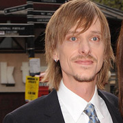 Height of Mackenzie Crook