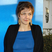 Height of Maggie Gyllenhaal