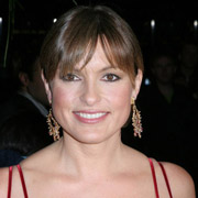 Height of Mariska Hargitay