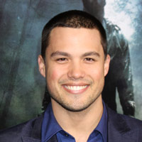 Height of Michael Copon