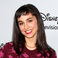 Height of Molly Ephraim