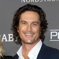 Height of Oliver Hudson