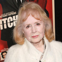 Height of Piper Laurie