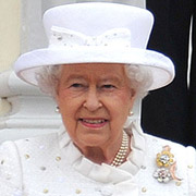 Height of  Queen Elizabeth II