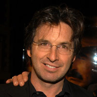 Height of Robert Carradine