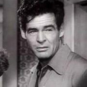 Height of Robert Ryan