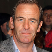 Height of Robson Green