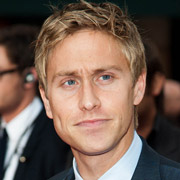 Height of Russell Howard
