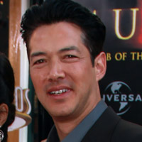 Height of Russell Wong