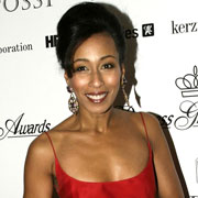 Height of Tamara Tunie