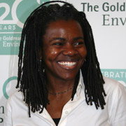 Height of Tracy Chapman