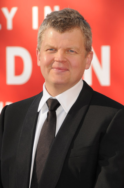 How tall is Adrian Chiles