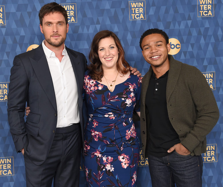 How tall is Allison Tolman