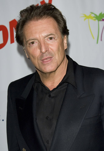 How tall is armand assante