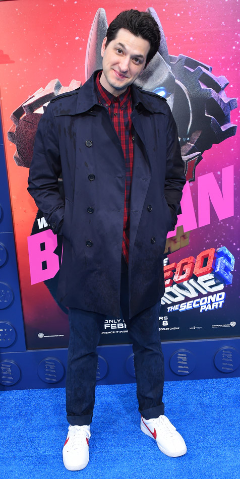 How tall is Ben Schwartz