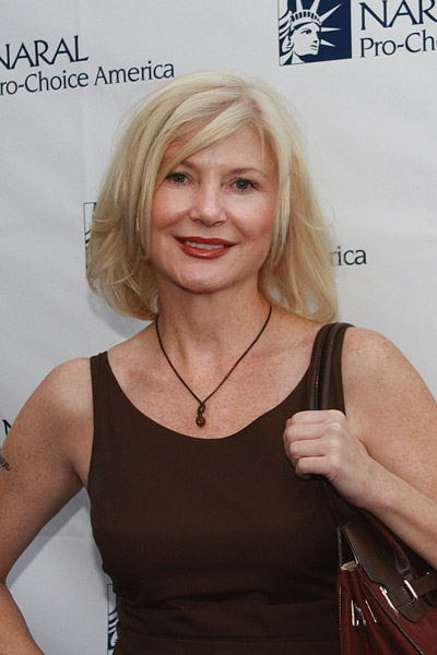 How tall is Beth Broderick