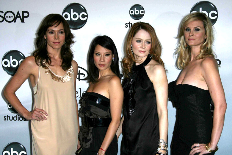 How tall is Bonnie Somerville