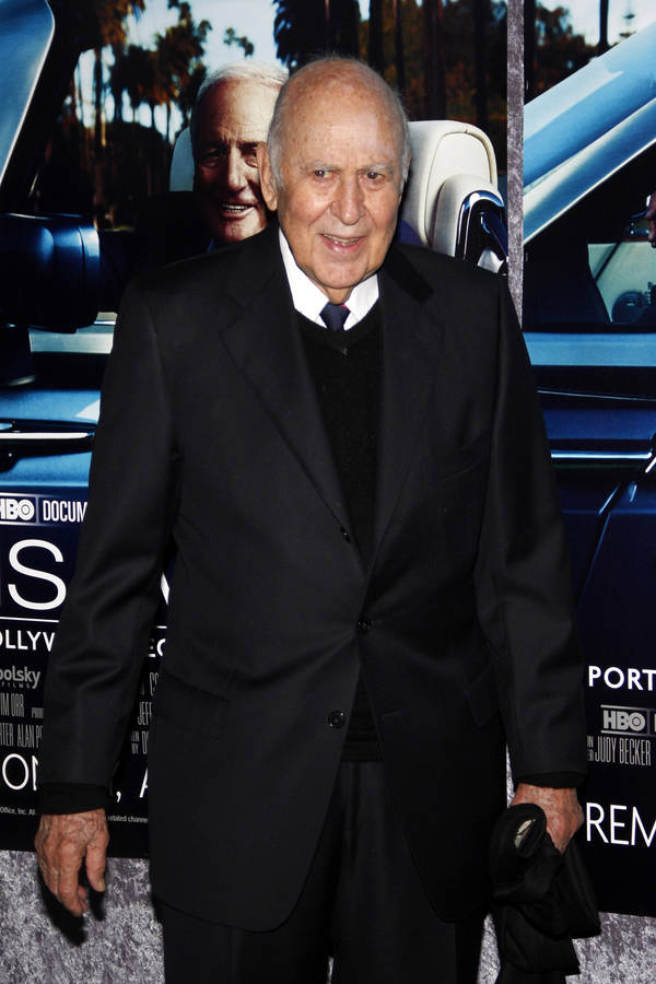 How tall is Carl Reiner