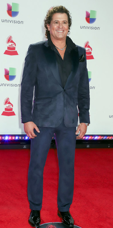 How tall is Carlos Vives