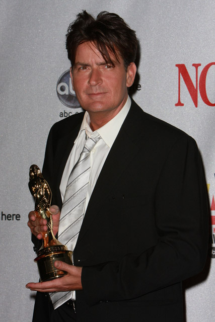How tall is Charlie Sheen