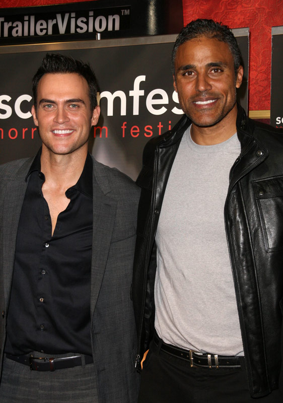 How tall is Cheyenne Jackson