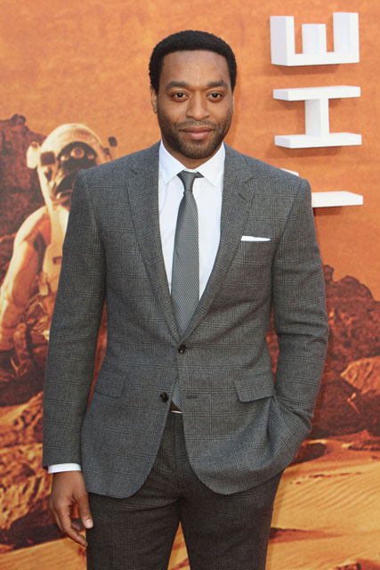 How tall is Chiwetel Ejiofor