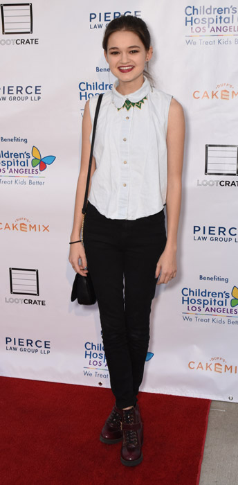 How tall is Ciara Bravo