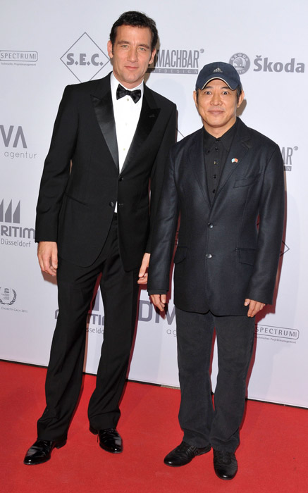 How tall is Clive Owen