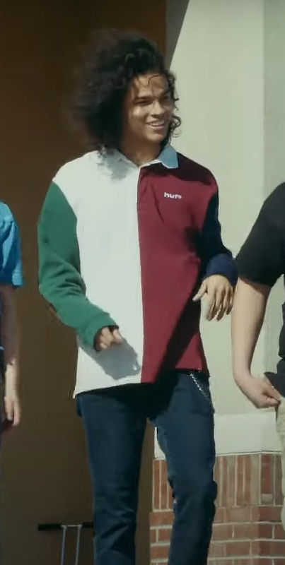 How tall is D’Pharaoh Woon-A-Tai