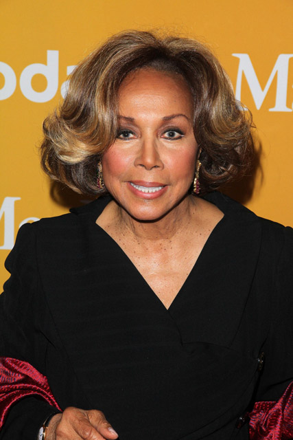 How tall is Diahann Carroll