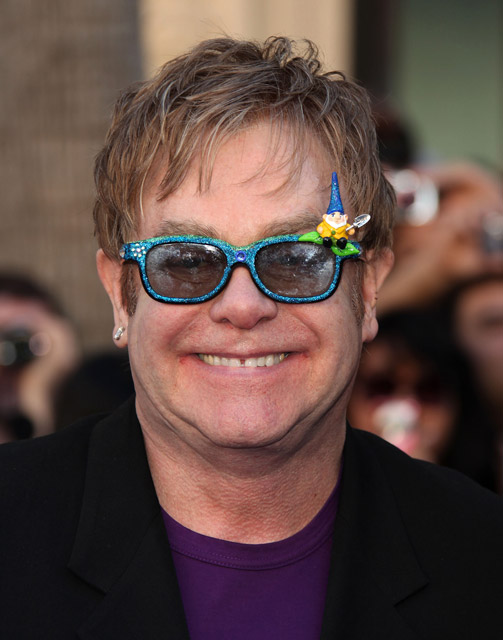 How tall is Elton John