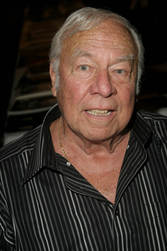 How tall is George Kennedy