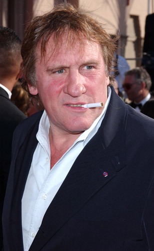 How tall is Gerard Depardieu