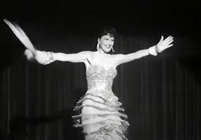 How tall is Gypsy Rose Lee