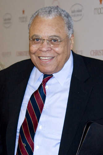 How tall is James Earl Jones