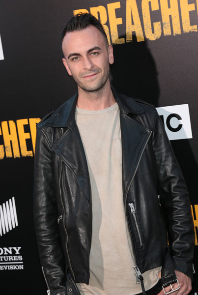 How tall is Joseph Gilgun