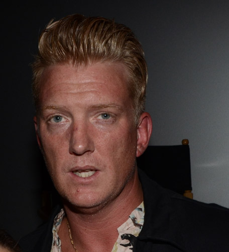 How tall is Josh Homme
