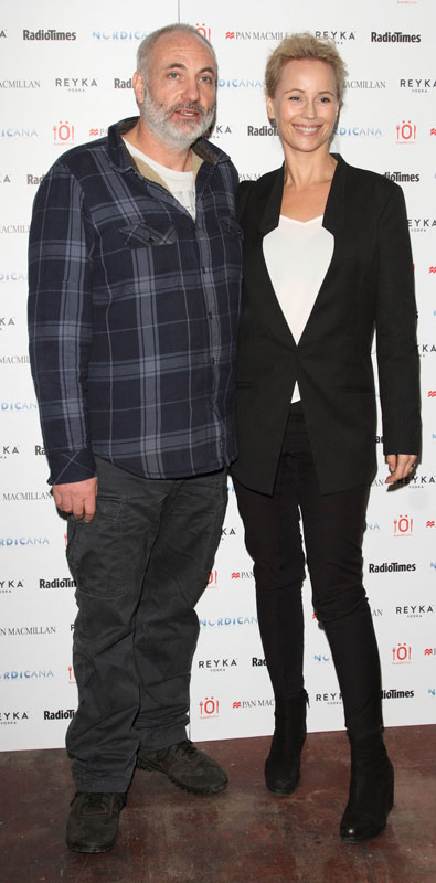 How tall is Kim Bodnia