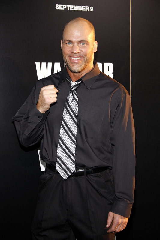 How tall is Kurt Angle