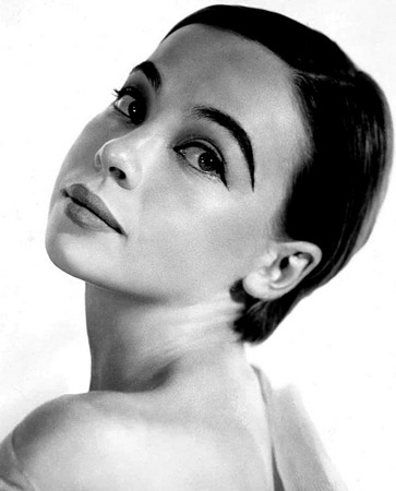 Leslie caron hot